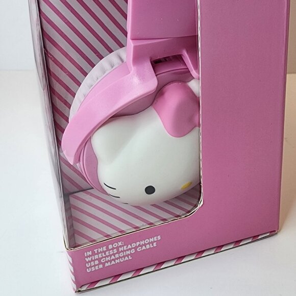 Hello Kitty Bluetooth Over Ear Headphones | Wireless Adjustable | Pink NWT - Picture 2 of 6